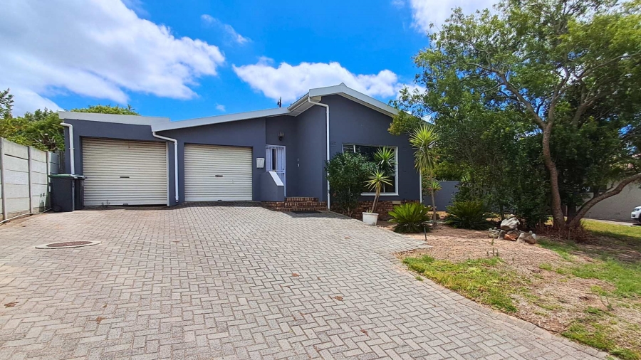 To Let 4 Bedroom Property for Rent in Vredenberg Western Cape